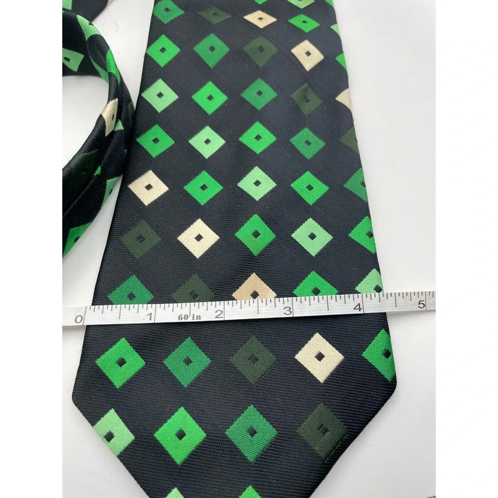 Givenchy gentleman paris